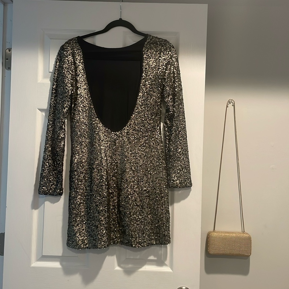 Abercrombie & fitch Gold sequin on black fabric long sleeve timeless dress